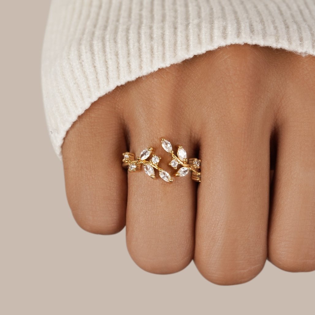 18K Gold Kristall Vine Ring Alma