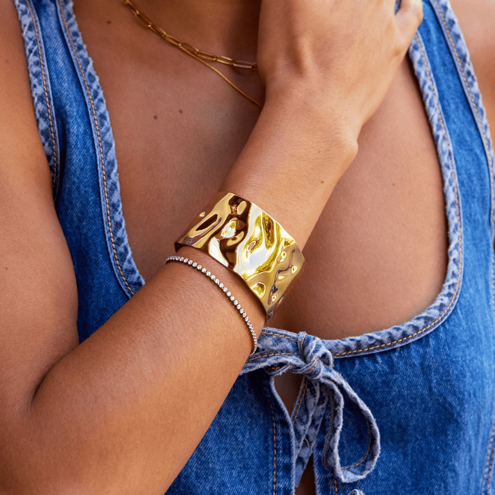 18K Gold Cuff Armband Alma