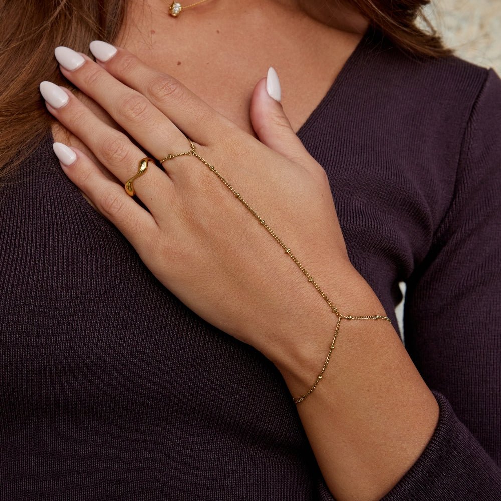 18K Gold Hand Ketten Armband 1069 Alma