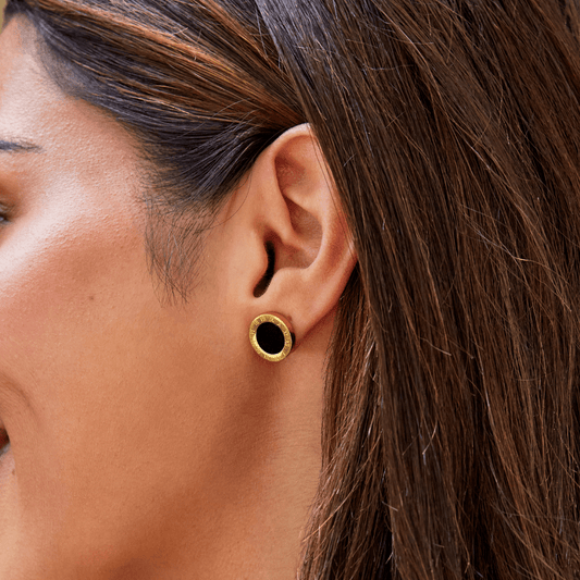 Azalea Black Button Stecker Ohrringe Alma
