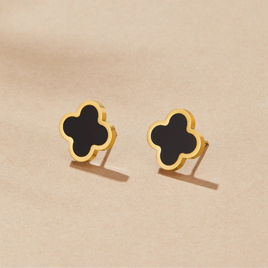 Black Klee Stecker Ohrringe Alma