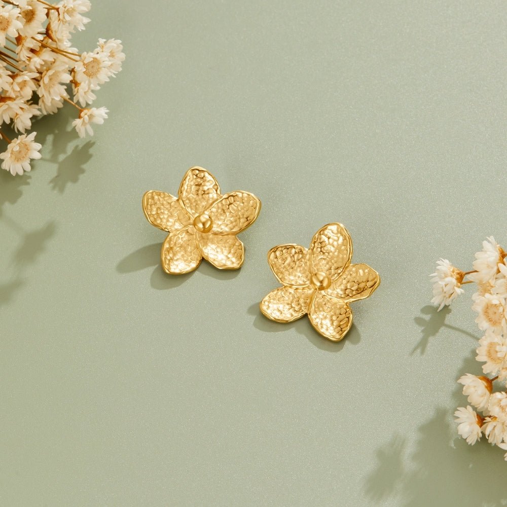 Blooming Gold Blumen Ohrringe Alma