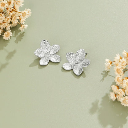 Blooming Silber Blumen Ohrringe Alma