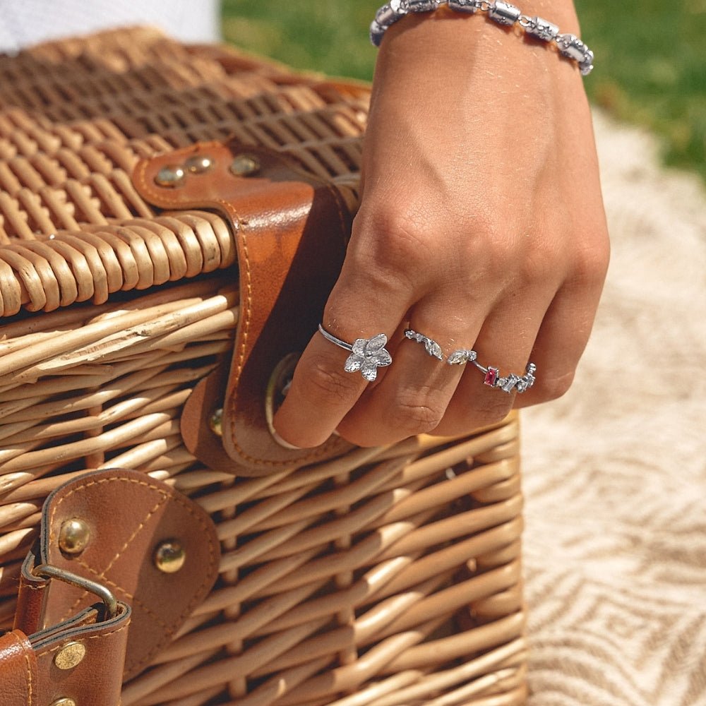 Blooming Silber Blumen Ring Alma
