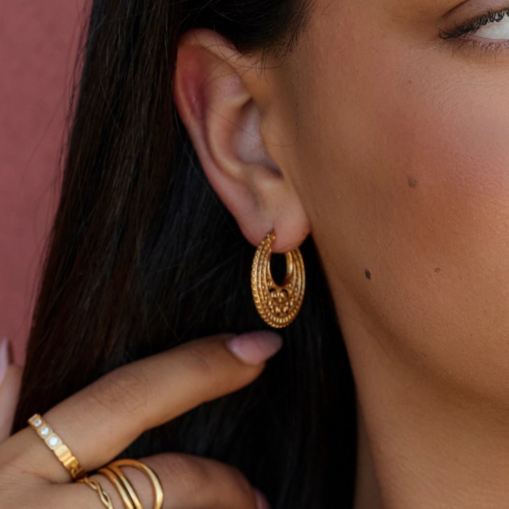 Boho Chic Gold Creolen Ohrringe Alma