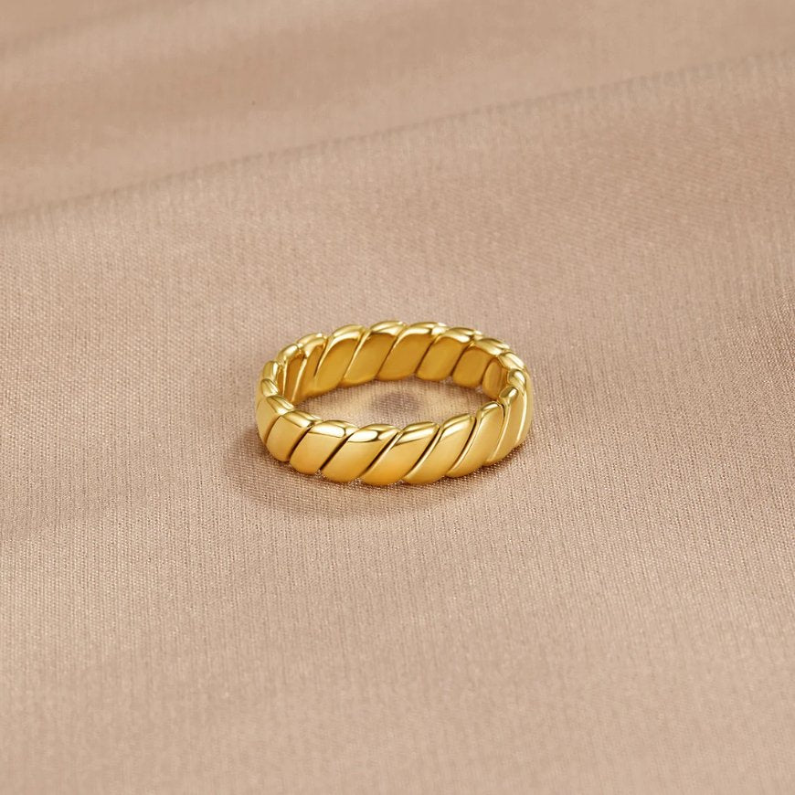 Calira Gedreht Unendlichkeits Ring Alma