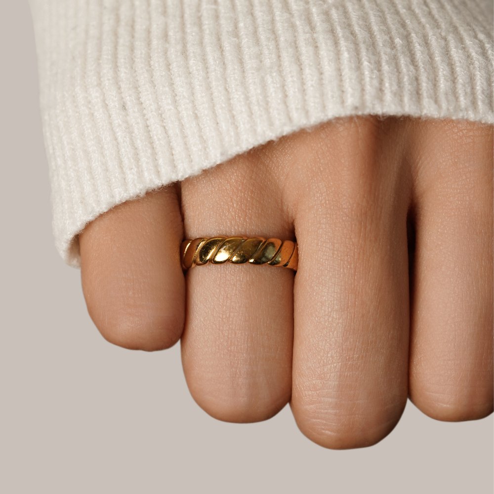 Calira Gedreht Unendlichkeits Ring Alma