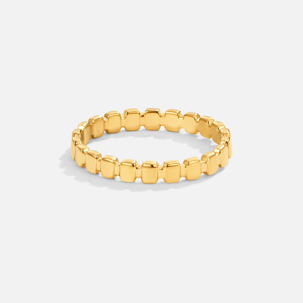 Callie Gold Band Ring Alma
