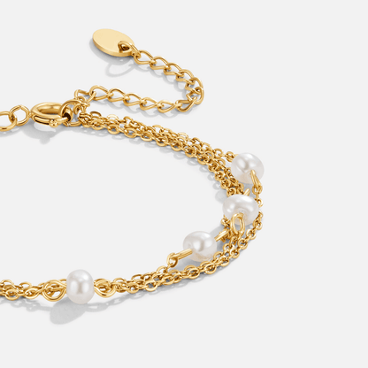 Callie Mehrlagige Perlenarmband Alma