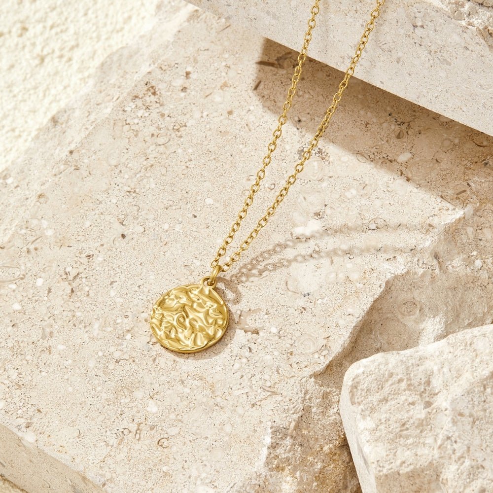 Celeste Gold Disc Halskette Alma