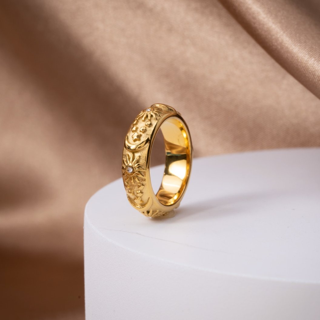 Celestial Goldring Alma