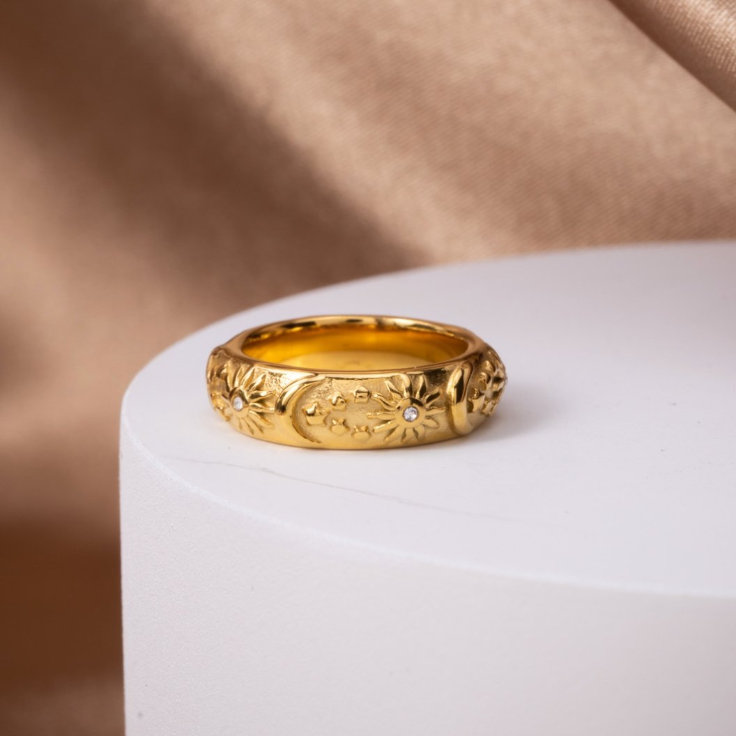 Celestial Goldring Alma