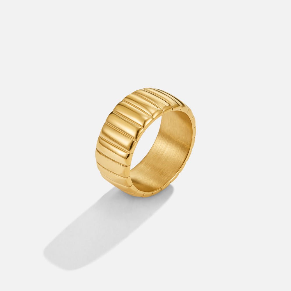 Chunky Calira Goldring Alma