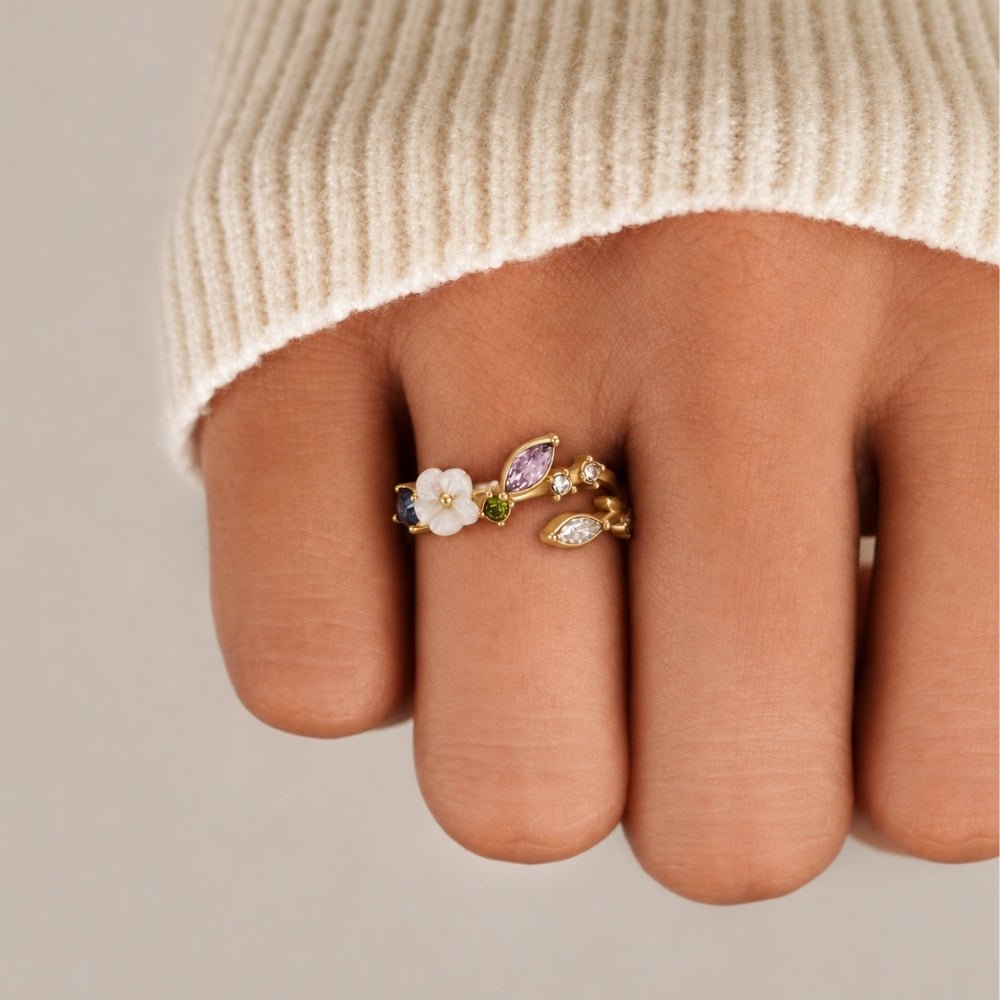 Kristall White Blossom Ring Gold Alma