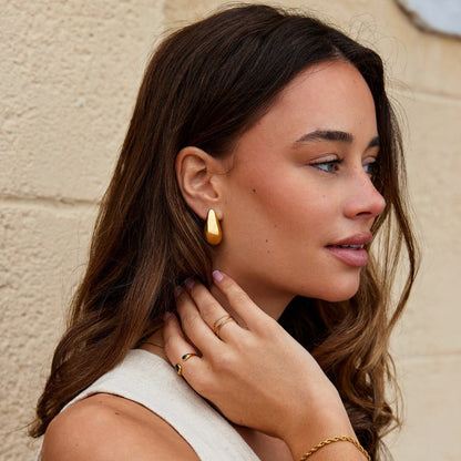 Dakota Gold Teardrop Ohrringe Alma
