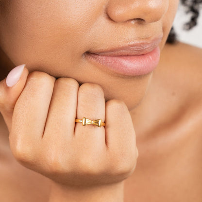 Ellie Gold Bow Ring Alma