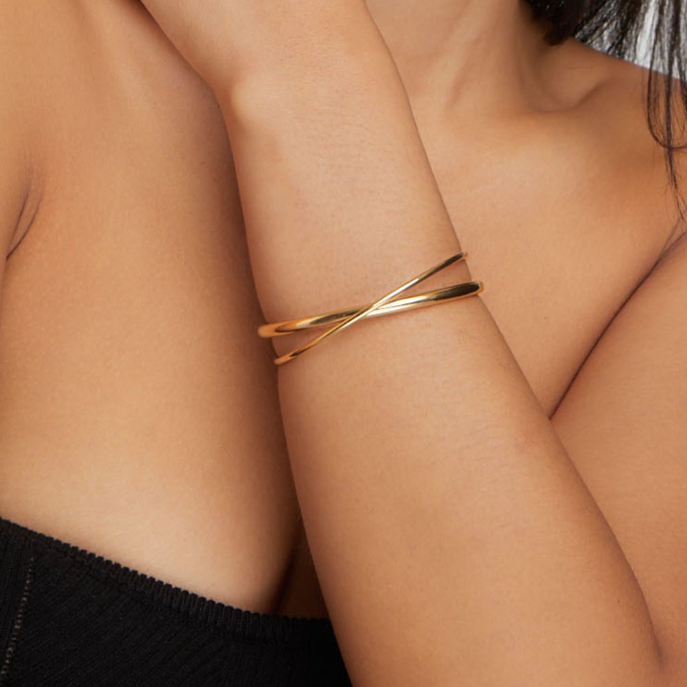 Eva Gold Twist Armband Alma