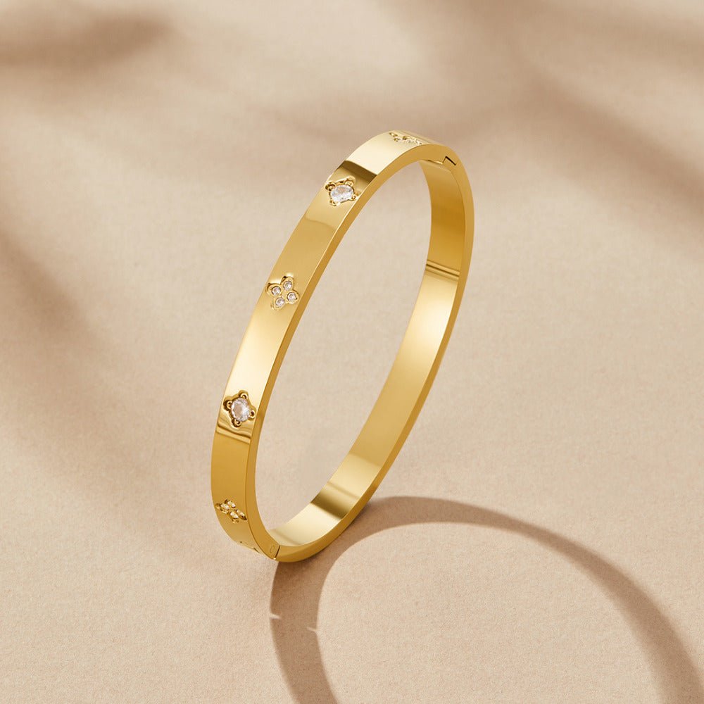 Gold Klee Armreif Alma
