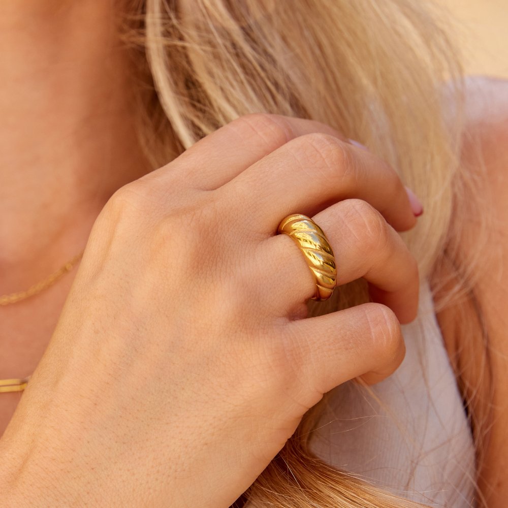 Gold Croissant Ring Alma