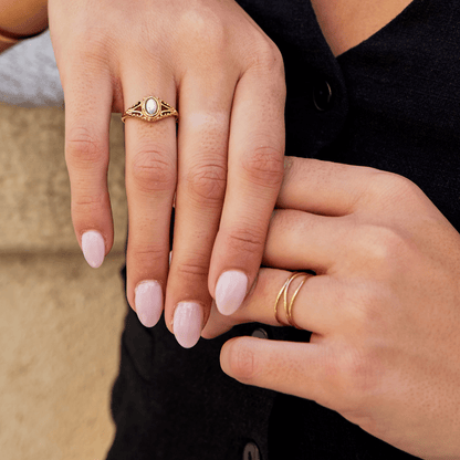 Gold Unendlichkeits Loop Ring Alma