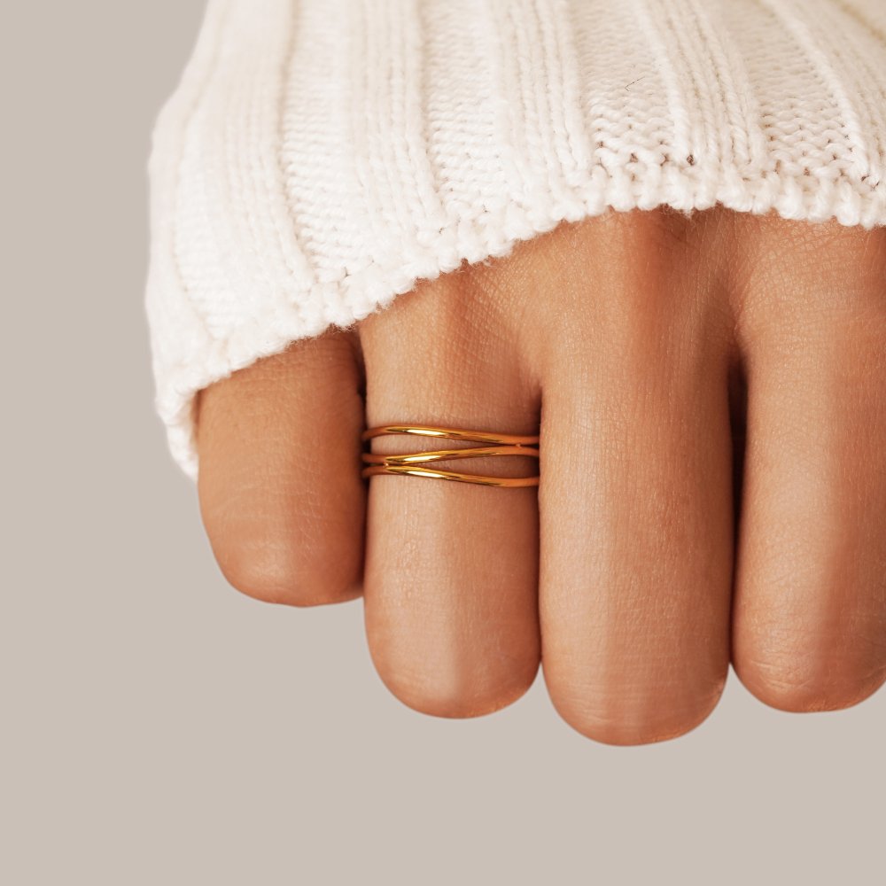 Gold Unendlichkeits Loop Ring Alma