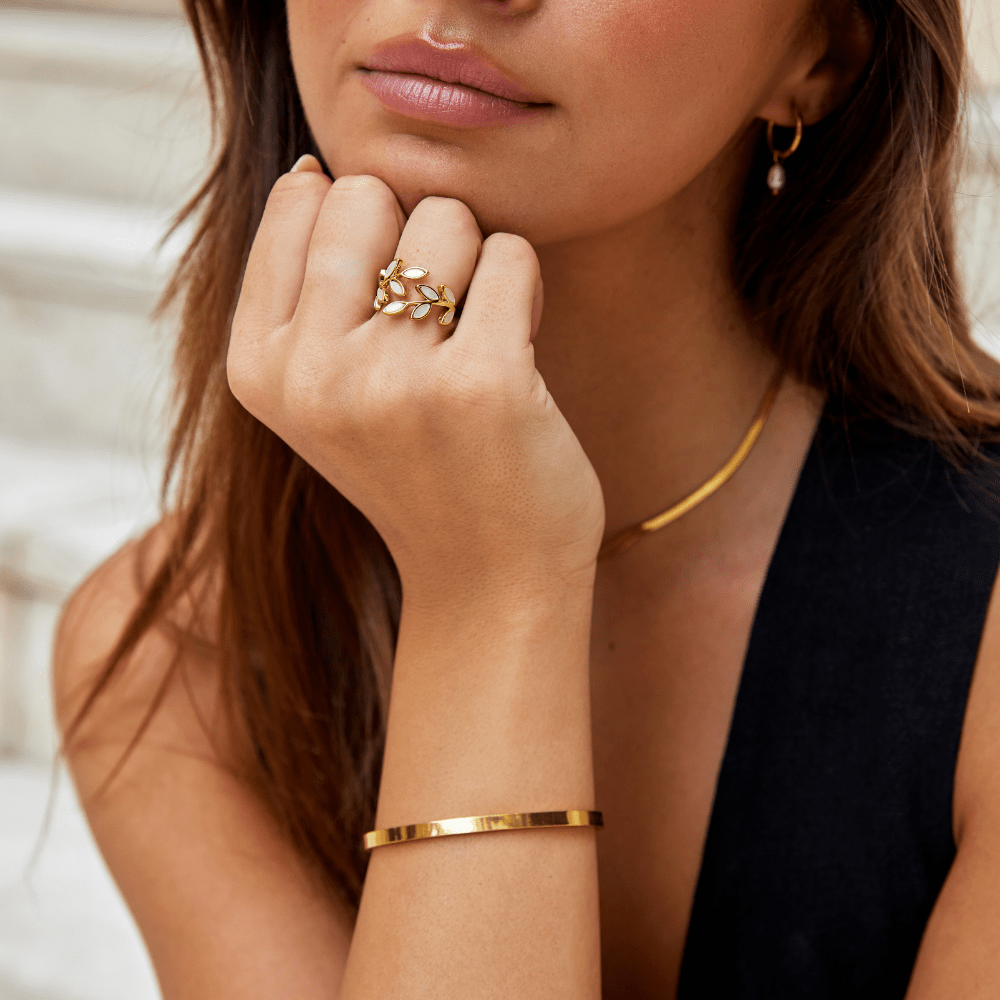 Gold Blatt Ring Alma
