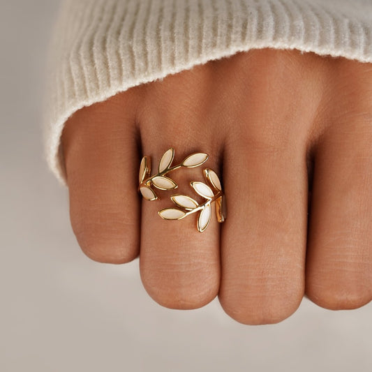 Gold Blatt Ring Alma