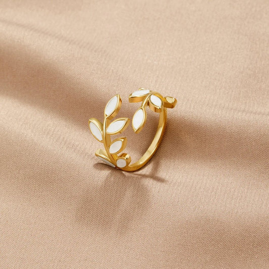Gold Blatt Ring Alma