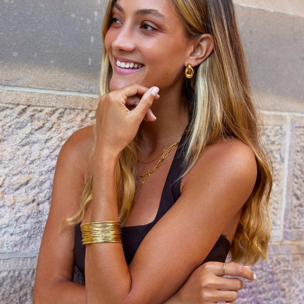 Gold Leona Wide Cuff Armreif Alma