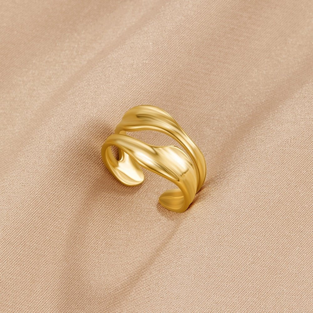 Gold Penelope Ring Alma