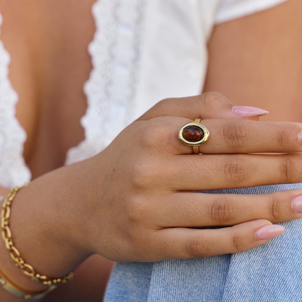 Golden Amber Ring Alma