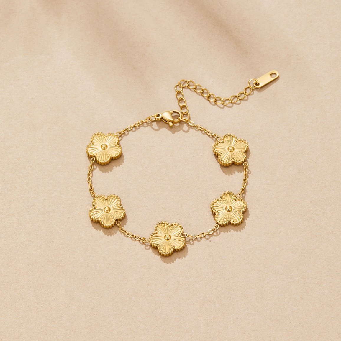 Golden Klee Armband Alma