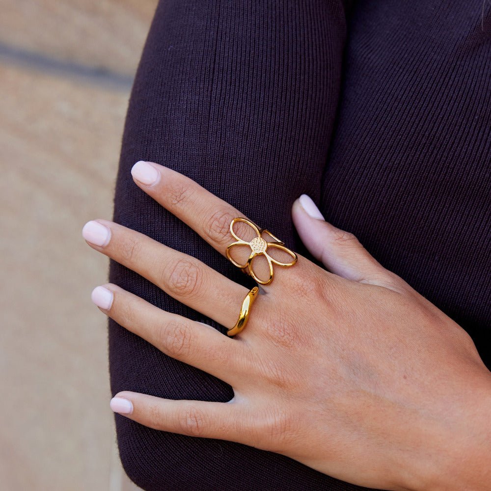 Golden Daisy Blumen Ring Alma