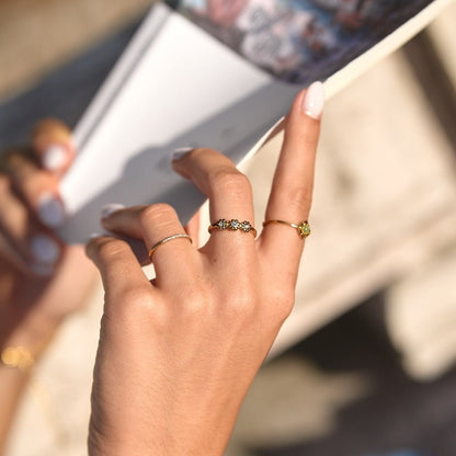 Golden Daisy Unendlichkeits Ring Alma