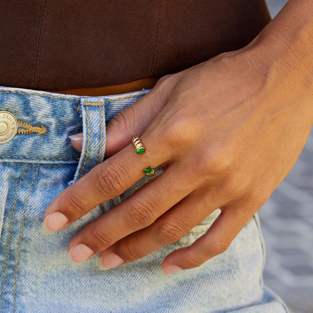 Green Smaragd Cuff Ring Alma