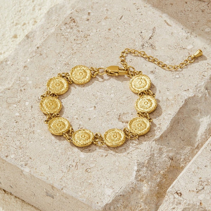 Lara Gold Medallion Armband Alma