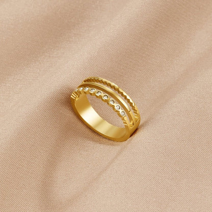 Mehrlagige Elowyn Kristall Ring Alma