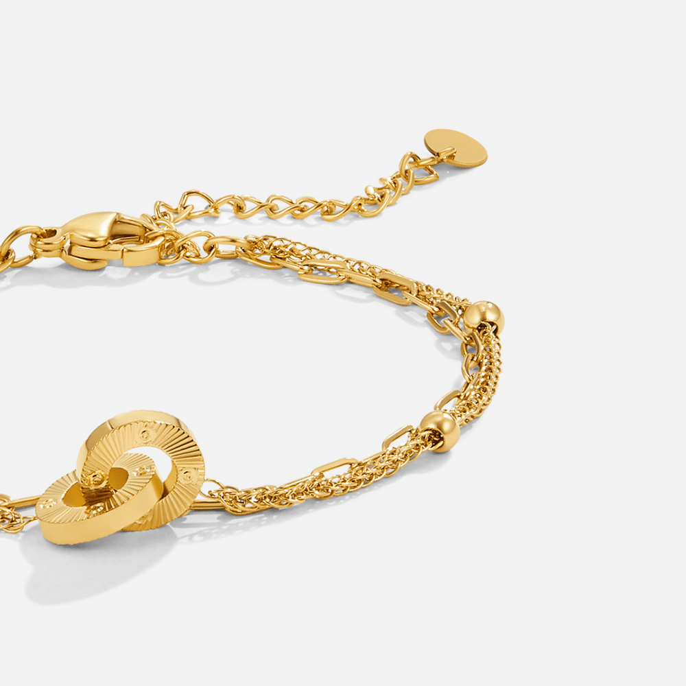 Mehrlagige Eternity Loop Armband Alma