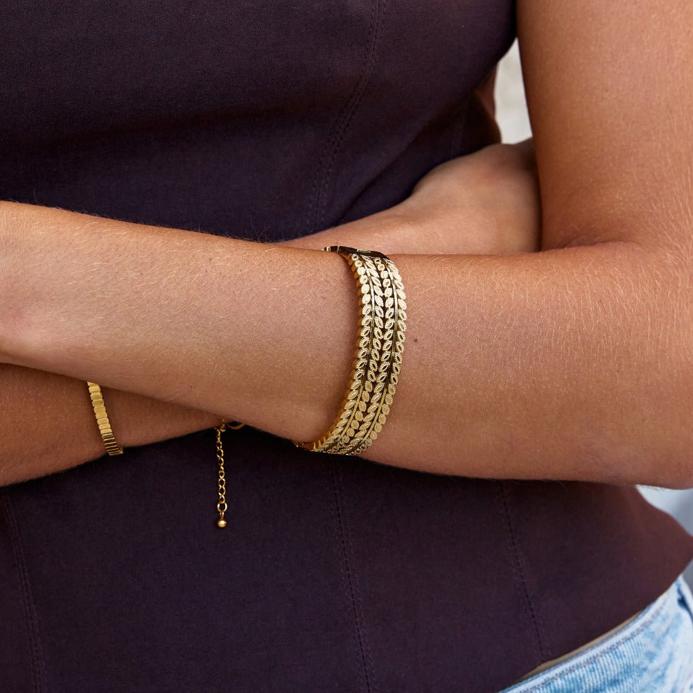 Mehrlagige Gold Blatt Armreif Alma