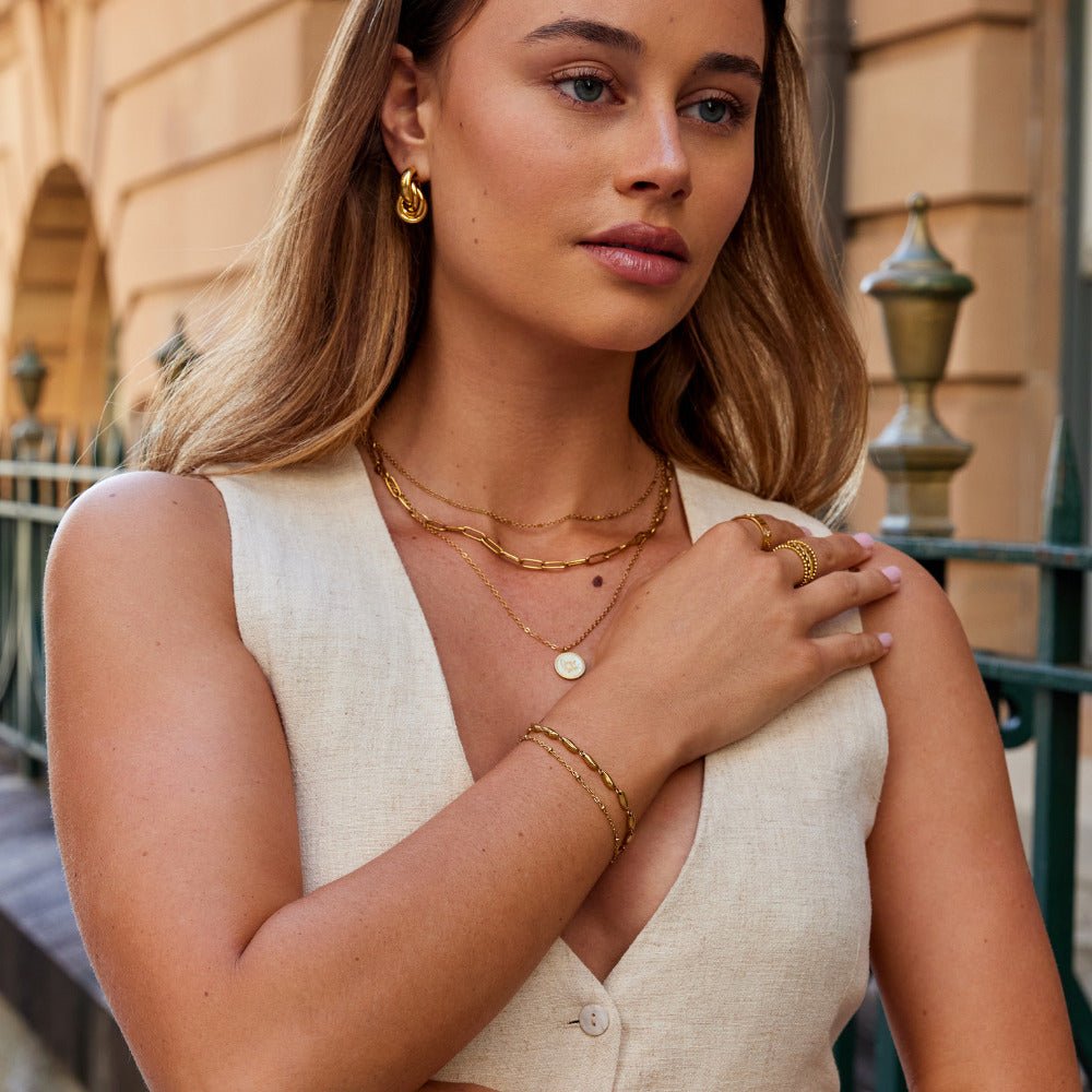 Mehrlagige Gold Welle Armband Alma