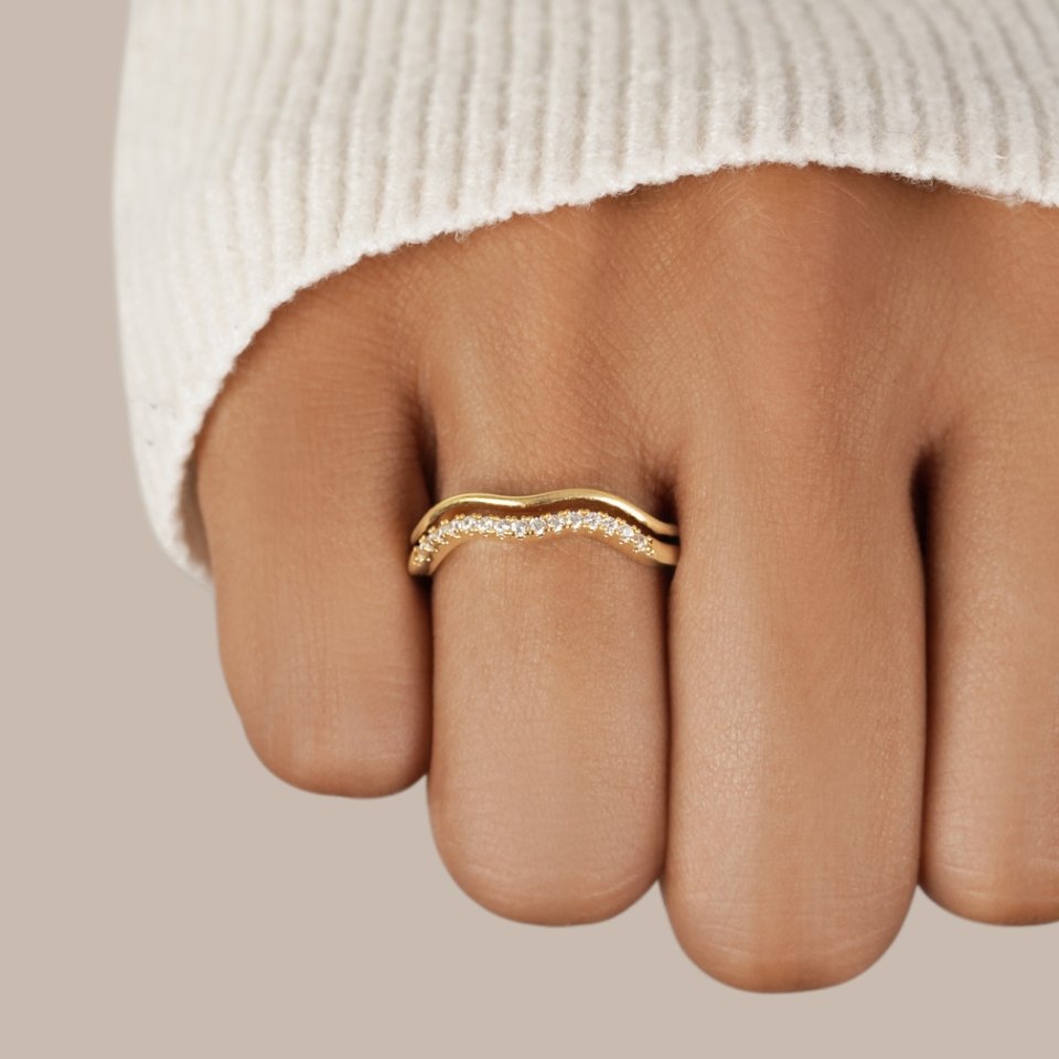 Mehrlagige Juni Gold & Kristall Ring Alma