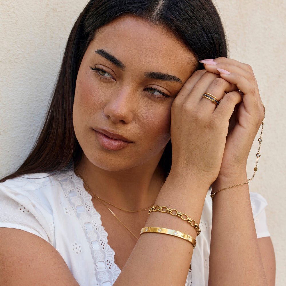 Mehrlagige Kaili Blue Kristall Ring Alma