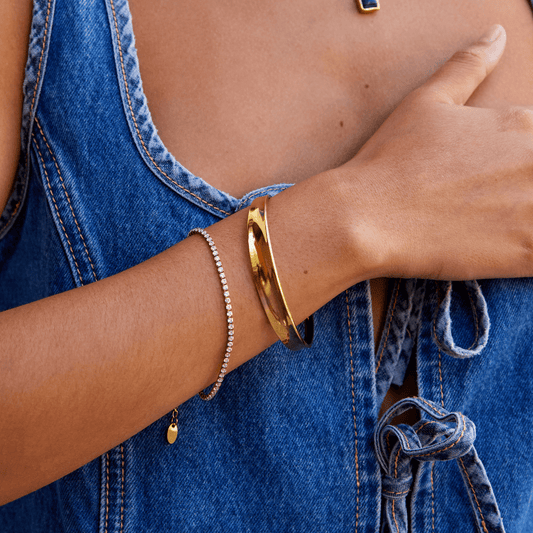 Leyla 18K Gold Armreif Alma