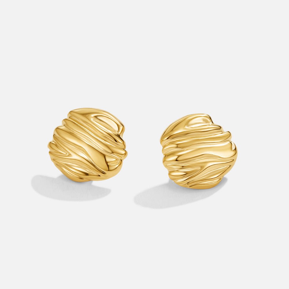 Lila Pleated Gold Button Ohrringe Alma
