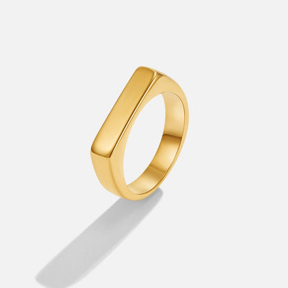 Lola Bar Signet Ring Alma