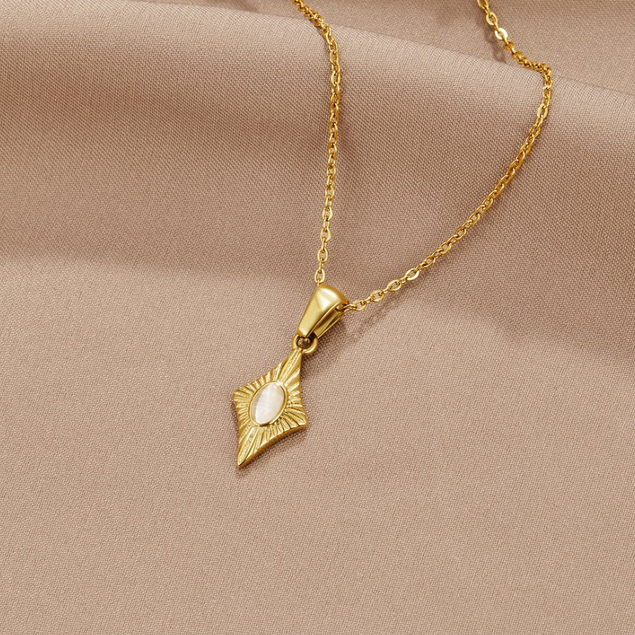 Luna White Opal Goldhalskette Alma
