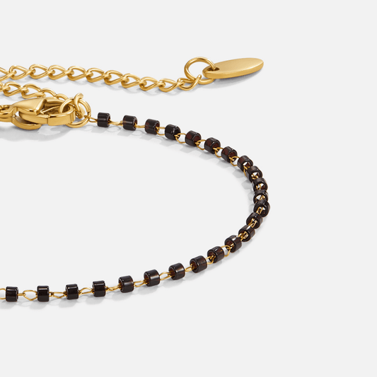 Maisie Black Perlenarmband Alma