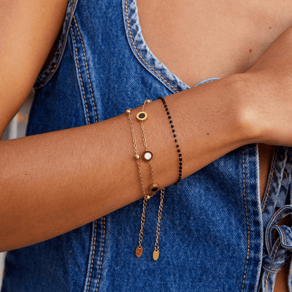 Maisie Black Perlenarmband Alma