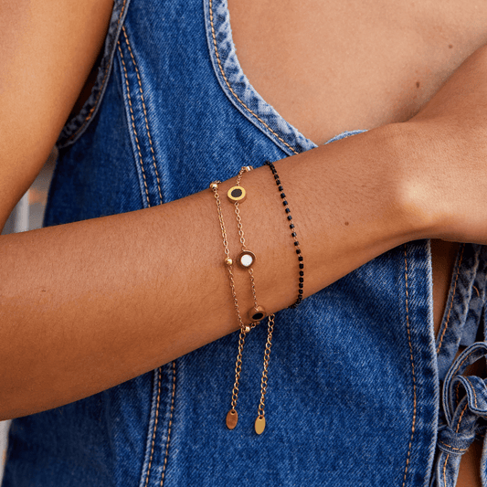 Maisie Black Perlenarmband Alma