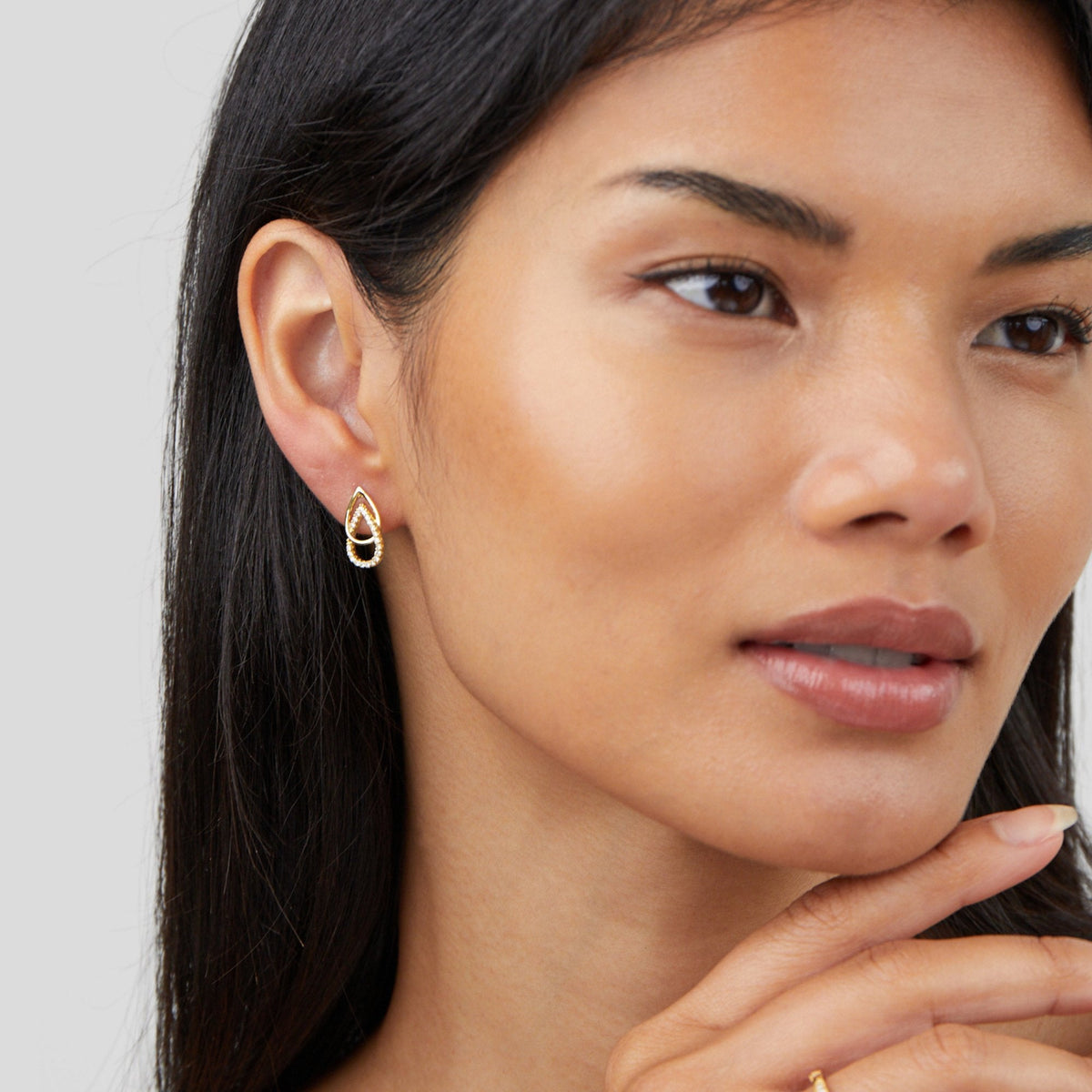 Mara Teardrop Glieder Ohrringe Alma